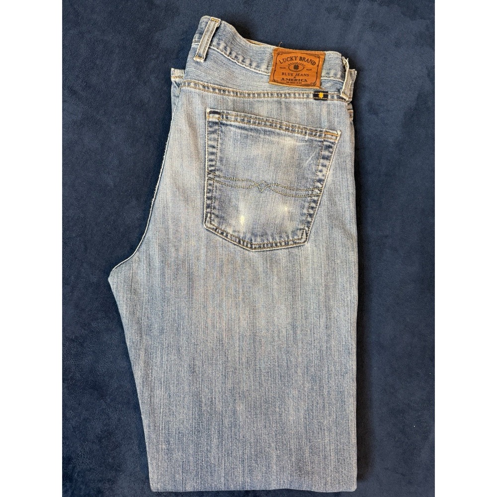Lucky Brand 363 Vintage Straight Jeans Mens 33x32 Light Wash Blue Denim